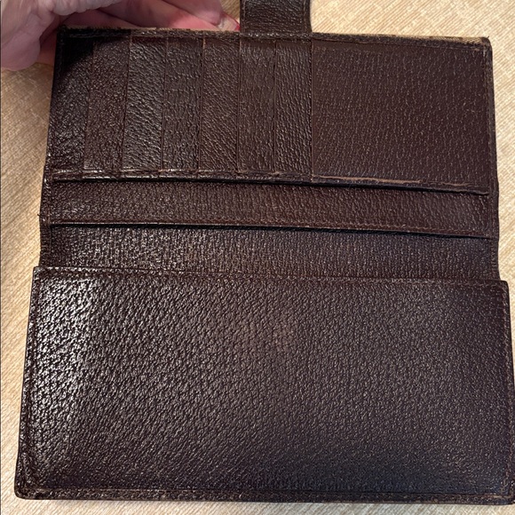 Gucci Brown and Tan Monogram Wallet - Picture 7 of 13
